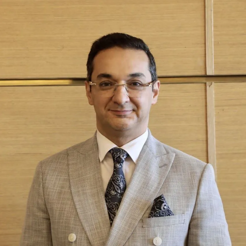 dr-esfehanizadeh